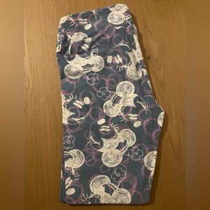 LuLaRoe Disney leggings…